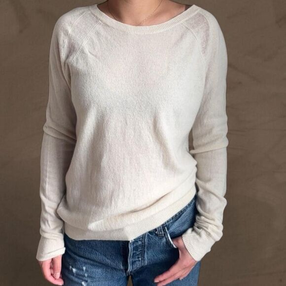 Vince Sweaters - Vince cream cashmere sweater crewneck size M